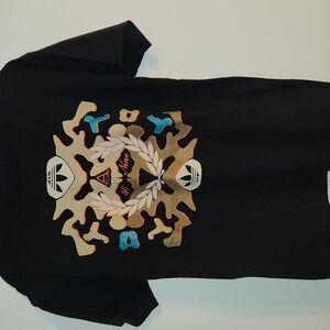 Men’s Adidas Limited Edition T-shirt Medium